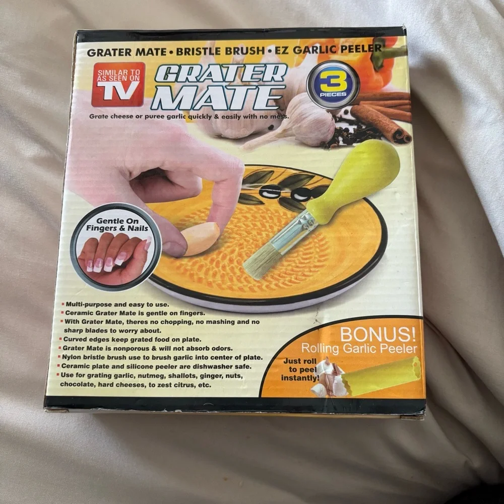 NEW As Seen On TV Yellow Olive Grater Mate Garlic/Cheese Peeler and Puree Set